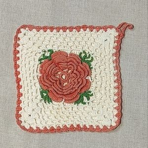 Vintage Crocheted Potholder Pink Rose Kitchen
